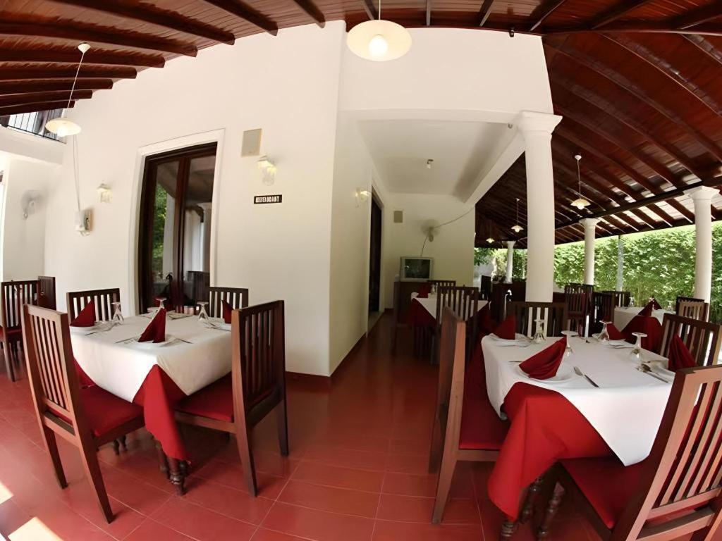 The Mgs Hotel Elpitiya  Exteriér fotografie
