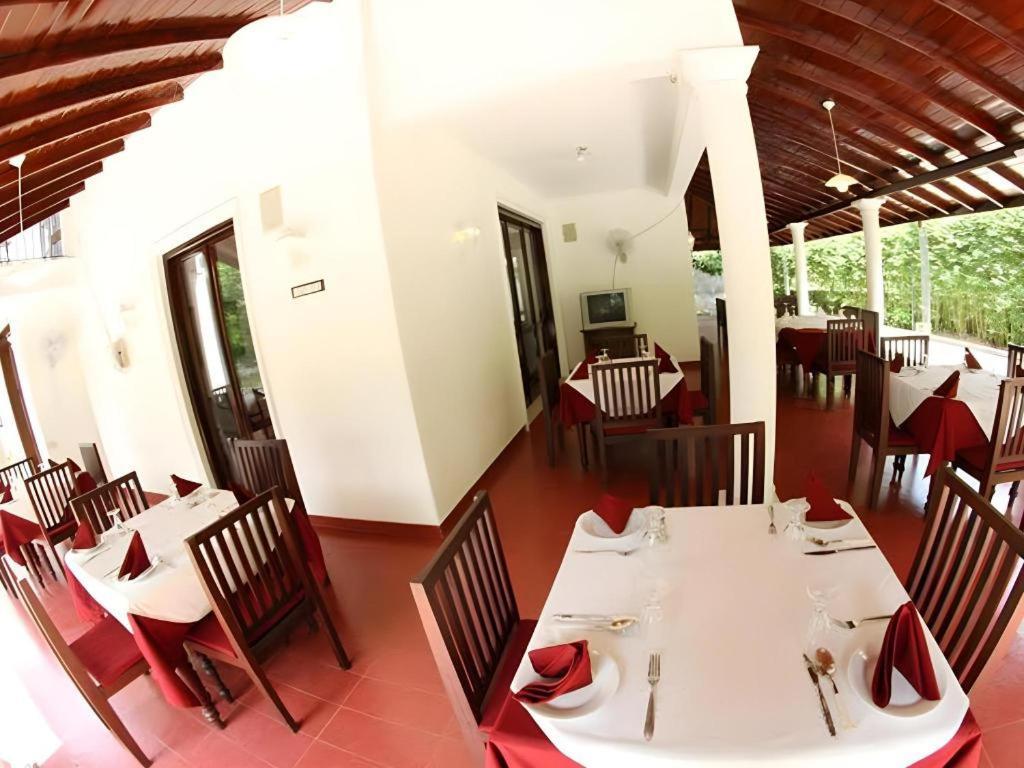 The Mgs Hotel Elpitiya  Exteriér fotografie
