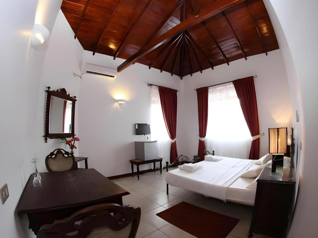 The Mgs Hotel Elpitiya  Exteriér fotografie