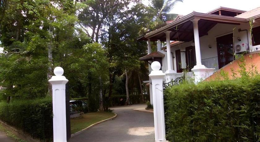 The Mgs Hotel Elpitiya  Exteriér fotografie