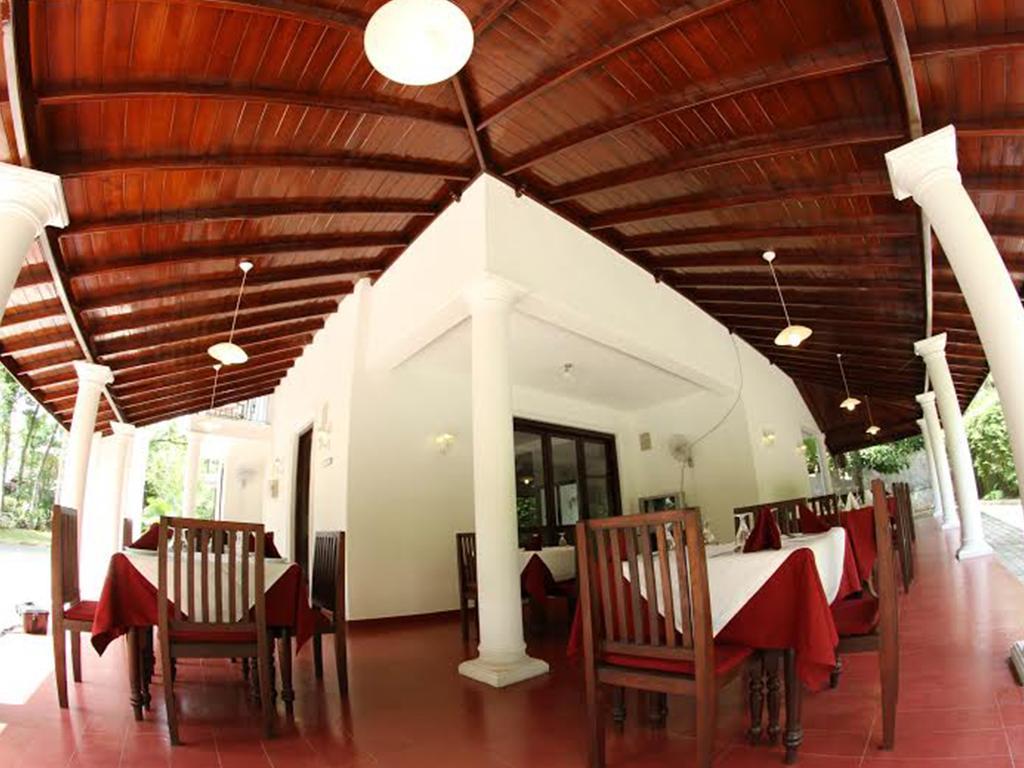 The Mgs Hotel Elpitiya  Exteriér fotografie
