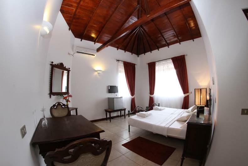 The Mgs Hotel Elpitiya  Exteriér fotografie